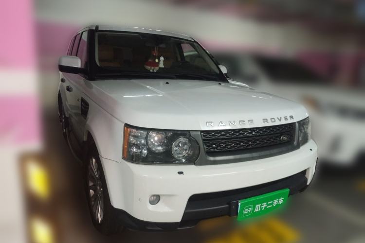 Used Land Rover Range Sport 2010 3.0 TDV6 HSE Diesel Edition Front Right 45 Deg