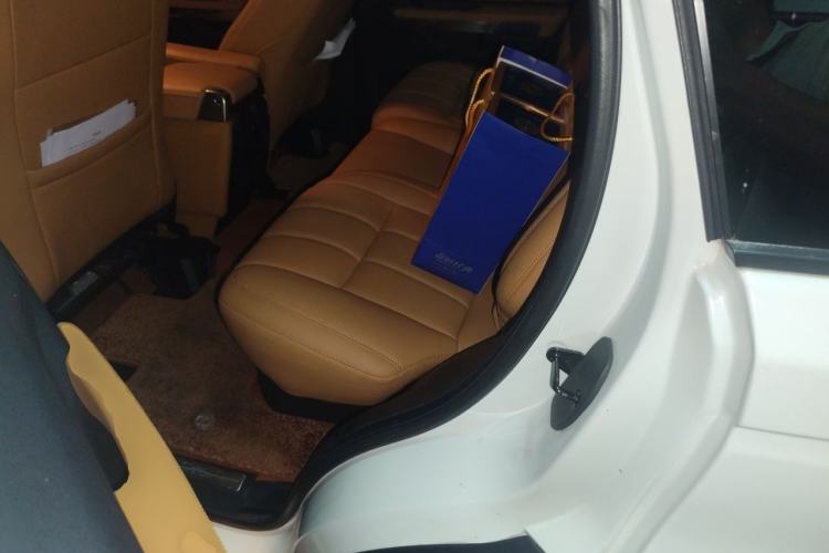 Used Land Rover Range Sport 2010 3.0 TDV6 HSE Diesel Edition Left Rear Seat