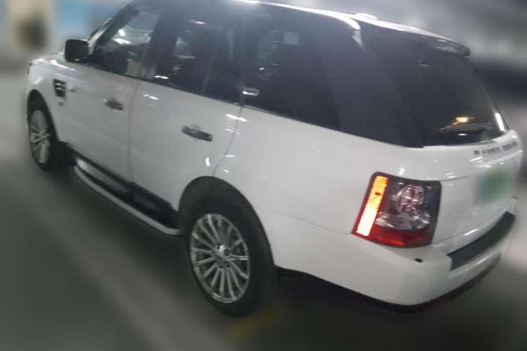 Used Land Rover Range Sport 2010 5.0 NA V8 HSE Rear Left 45 Deg