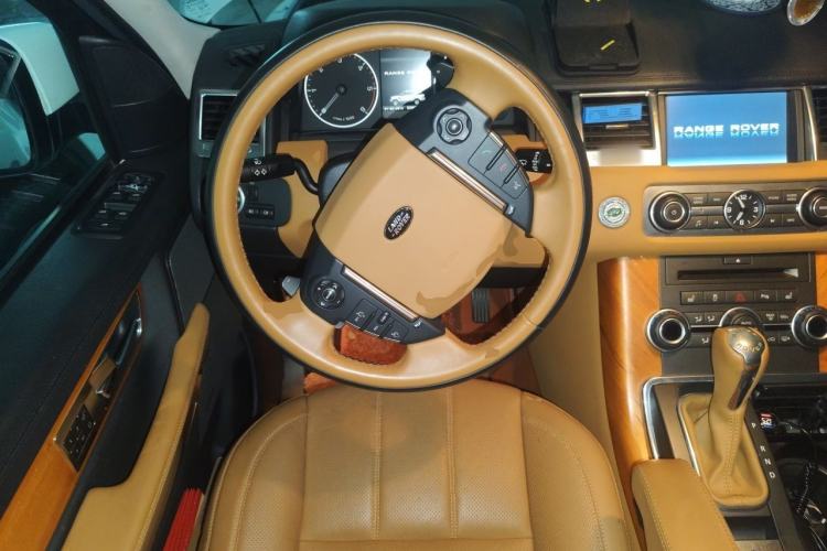 Used Land Rover Range Sport 2010 3.0 TDV6 HSE Diesel Edition Steering Wheel