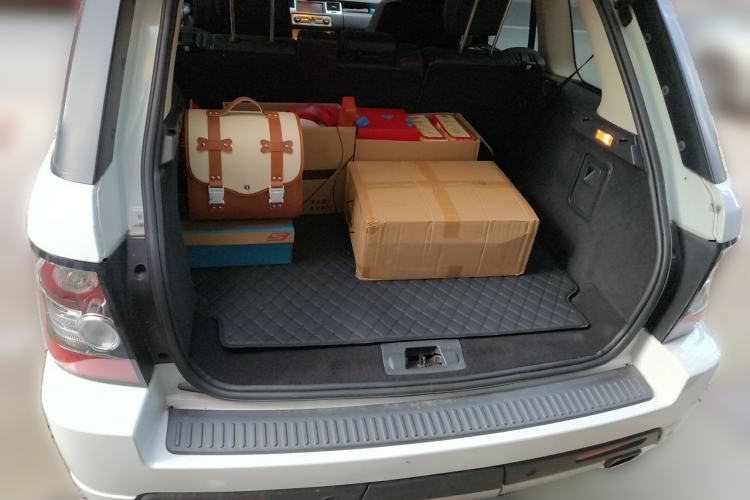 Used Land Rover Range Sport 2010 5.0 SC V8 HSE Trunk