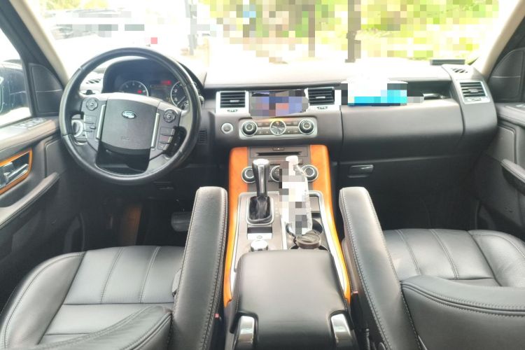 Used Land Rover Range Sport 2011 5.0 NA V8 HSE Center Console