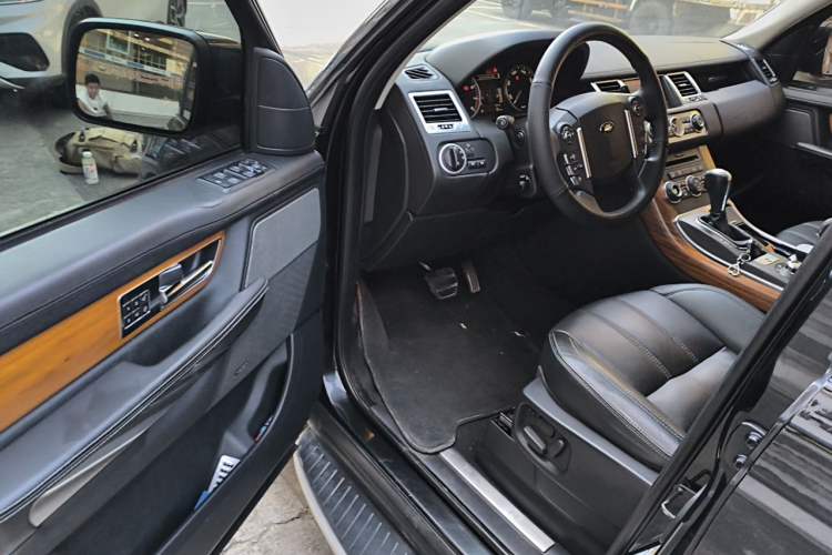 Used Land Rover Range Sport 2011 5.0 NA V8 HSE Driver Seat