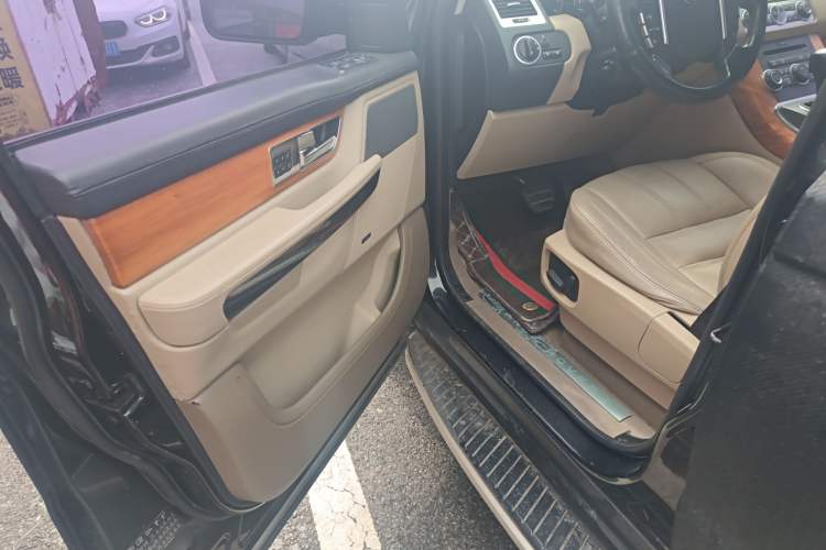 Used Land Rover Range Sport 2011 5.0 NA V8 HSE Driver Seat