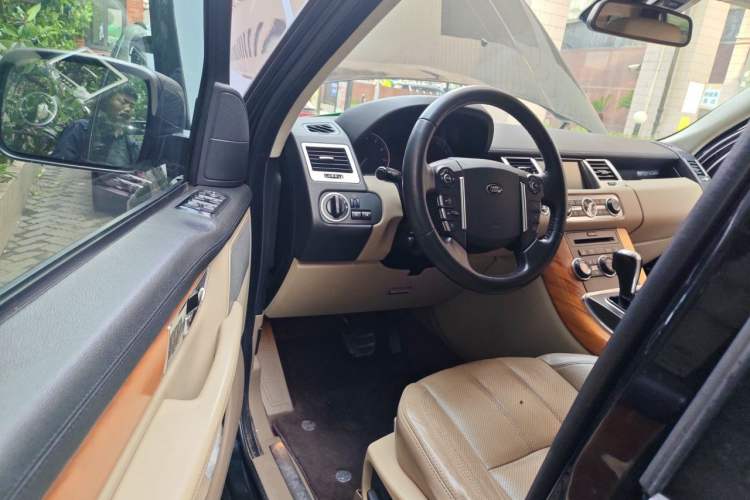 Used Land Rover Range Sport 2011 5.0 NA V8 HSE Driver Seat