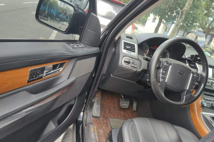 Used Land Rover Range Sport 2011 3.0 TDV6 Diesel Version Driver Seat