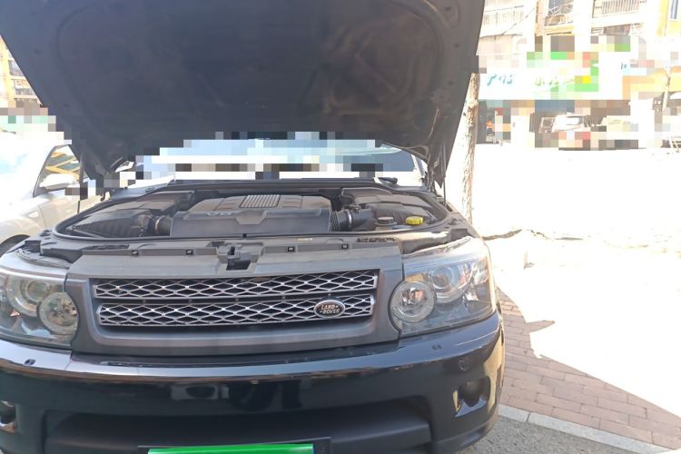 Used Land Rover Range Sport 2011 5.0 SC V8 HSE Engine Bay Left