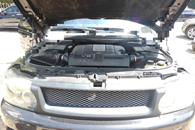 Used Land Rover Range Sport  Engine Bay