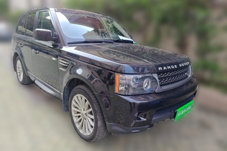 Used Land Rover Range Sport 2011 5.0 NA V8 HSE Front Right 45 Deg
