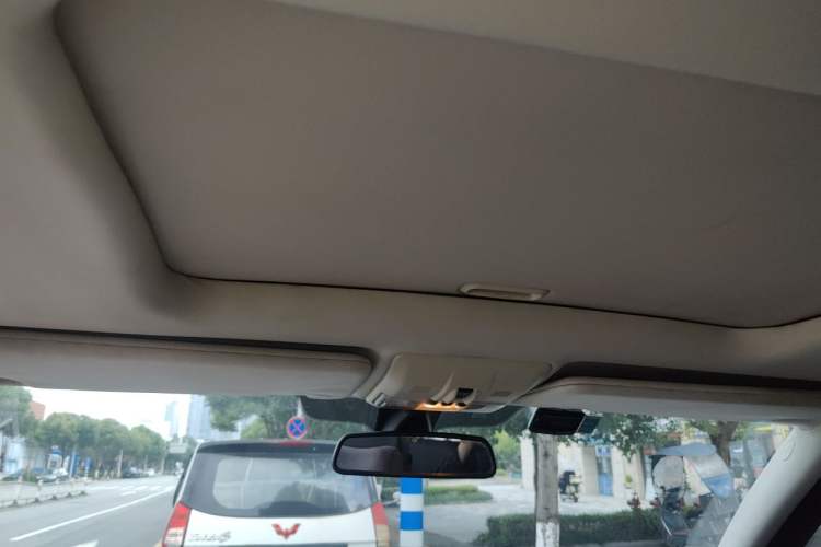 Used Land Rover Range Sport 2011 3.0 TDV6 Diesel Version Headliner
