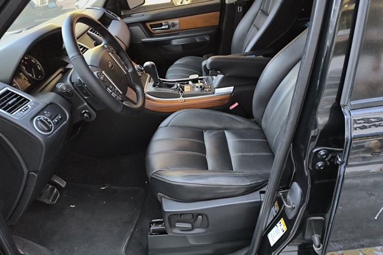 Used Land Rover Range Sport 2011 5.0 NA V8 HSE Left Front Seat