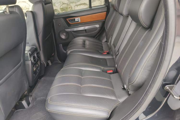Used Land Rover Range Sport 2011 5.0 SC V8 HSE Left Rear Seat