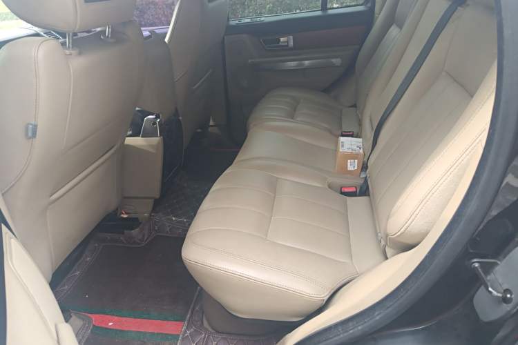 Used Land Rover Range Sport 2011 5.0 NA V8 HSE Left Rear Seat