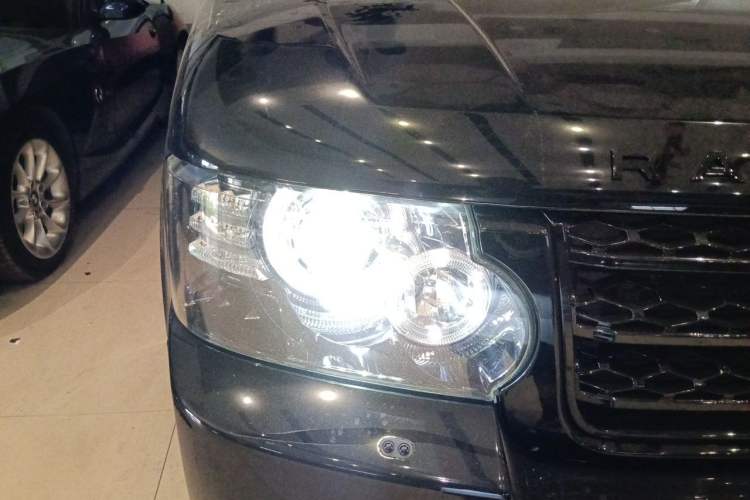 Used Land Rover Range Sport 2011 5.0 NA V8 HSE Right Front Headlight