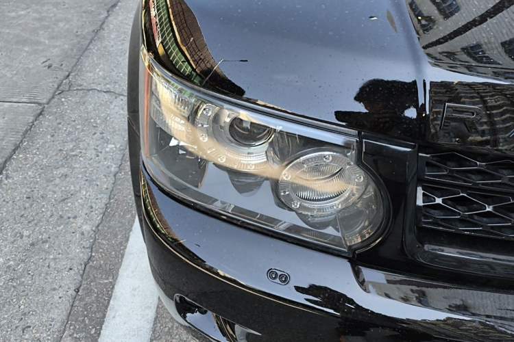 Used Land Rover Range Sport 2011 5.0 NA V8 HSE Right Front Headlight