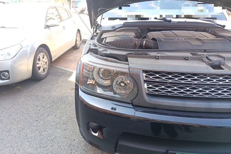 Used Land Rover Range Sport 2011 5.0 SC V8 HSE Right Front Headlight