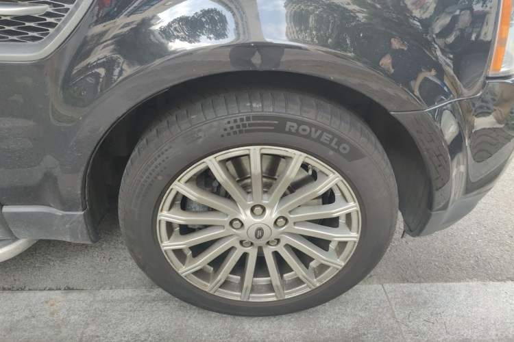 Used Land Rover Range Sport 2011 3.0 TDV6 Diesel Version Right Front Wheel Hub