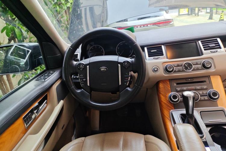 Used Land Rover Range Sport 2011 5.0 NA V8 HSE Steering Wheel