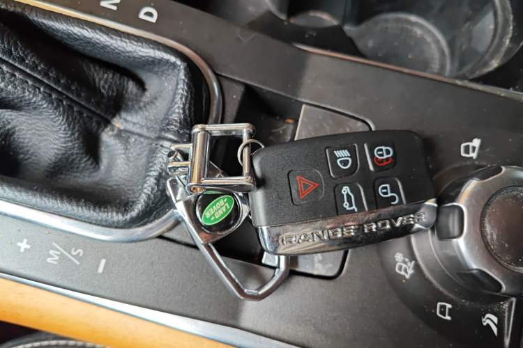 Used Land Rover Range Sport 2011 5.0 SC V8 HSE Vehicle Key