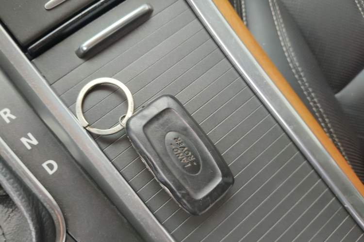 Used Land Rover Range Sport 2011 5.0 SC V8 HSE Vehicle Key