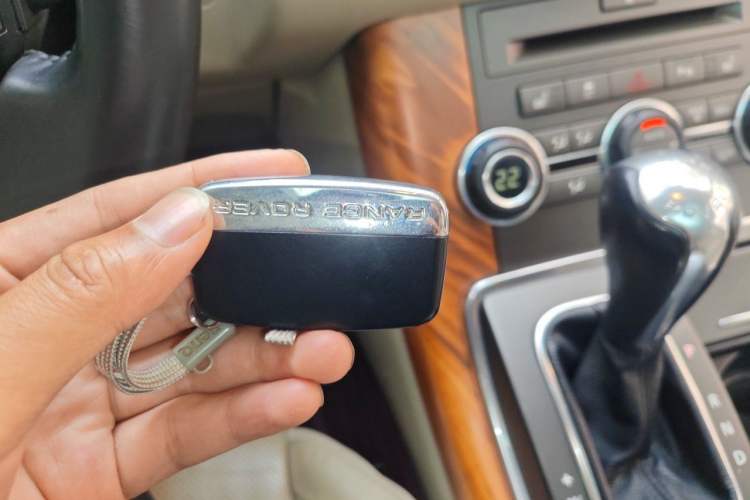 Used Land Rover Range Sport 2011 5.0 NA V8 HSE Vehicle Key