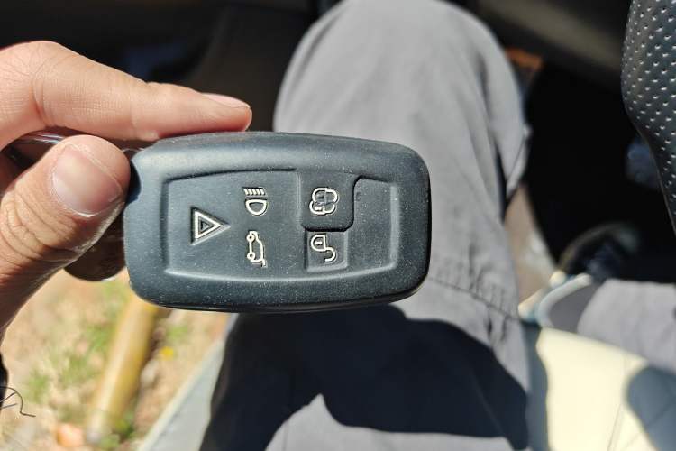 Used Land Rover Range Sport  Vehicle Key