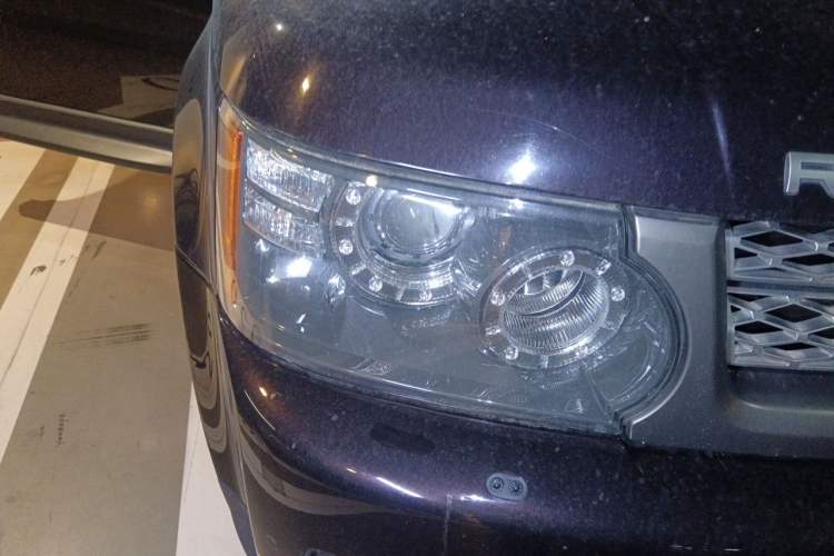 Used Land Rover Range Sport 2011 5.0 SC V8 HSE Right Front Headlight