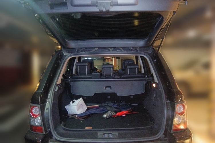 Used Land Rover Range Sport 2011 5.0 SC V8 HSE Trunk