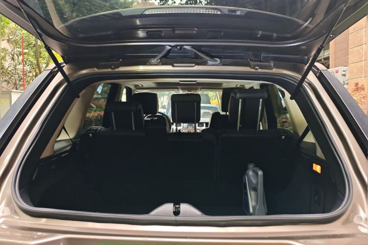Used Land Rover Range Sport 2011 5.0 SC V8 HSE Trunk