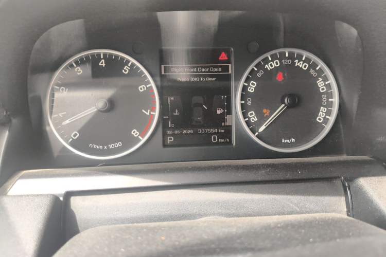 Used Land Rover Range Sport 2011 5.0 NA V8 HSE Instrument Cluster