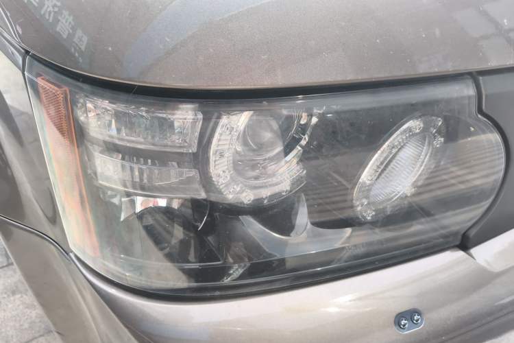 Used Land Rover Range Sport 2011 5.0 NA V8 HSE Right Front Headlight