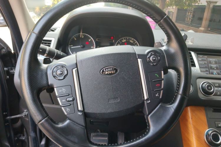 Used Land Rover Range Sport 2011 3.0 TDV6 Diesel Version Steering Wheel