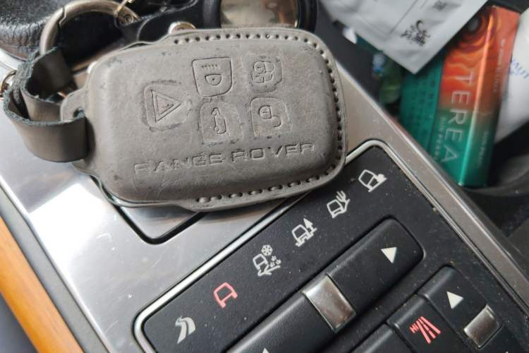 Used Land Rover Range Sport 2011 3.0 TDV6 Diesel Version Vehicle Key
