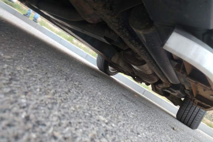 Used Land Rover Range Sport 2011 5.0 NA V8 HSE Chassis Front Left