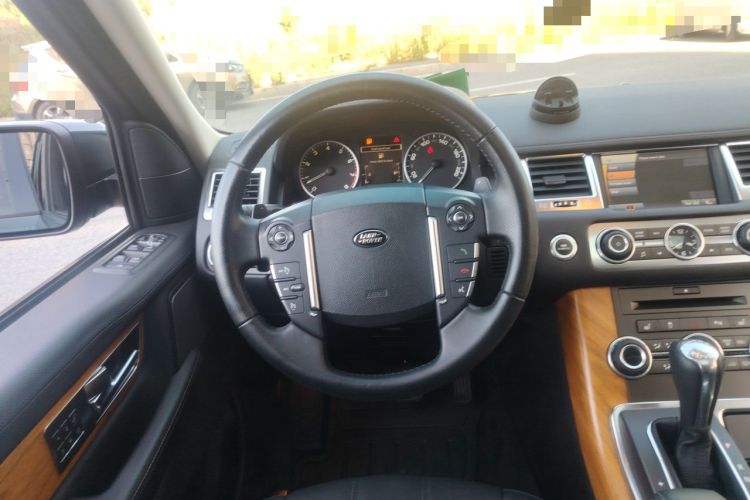 Used Land Rover Range Sport 2011 5.0 NA V8 HSE Steering Wheel
