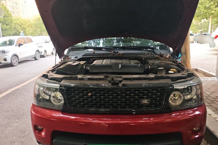 Used Land Rover Range Sport 2011 5.0 NA V8 HSE Engine Bay