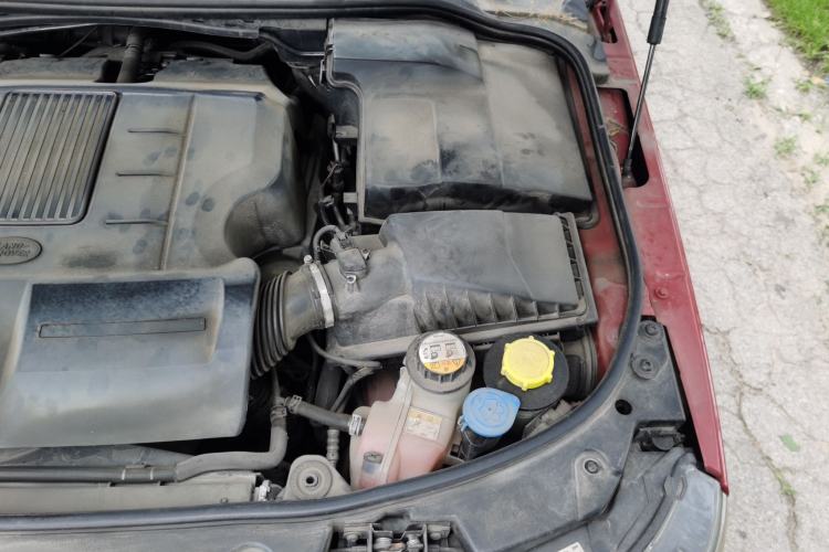Used Land Rover Range Sport 2011 5.0 NA V8 HSE Engine Bay Left