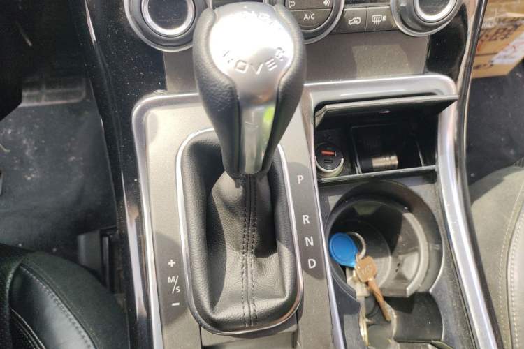 Used Land Rover Range Sport 2011 3.0 TDV6 Diesel Version Gear Lever