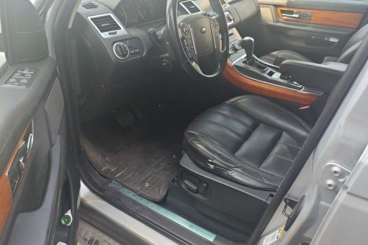 Used Land Rover Range Sport 2011 3.0 TDV6 Diesel Version Driver Seat