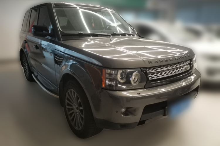 Used Land Rover Range Sport 2011 5.0 NA V8 HSE Front Right 45 Deg