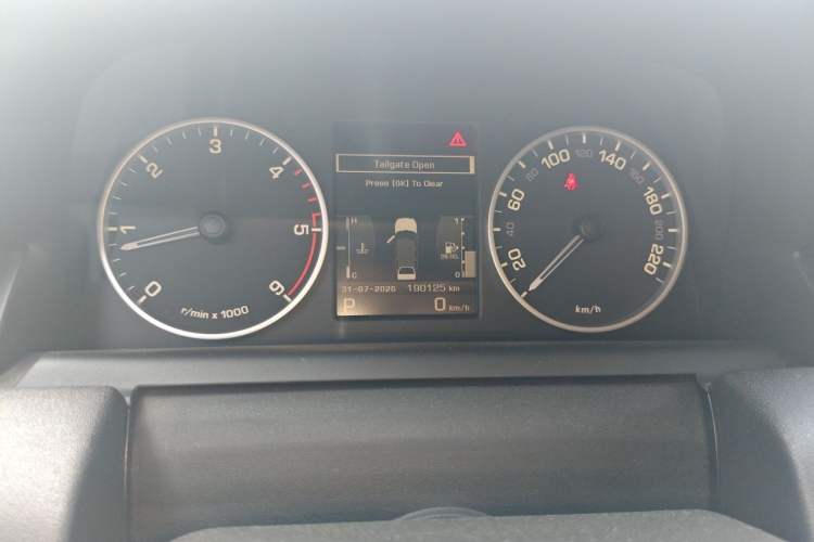 Used Land Rover Range Sport 2011 3.0 TDV6 Diesel Version Instrument Cluster