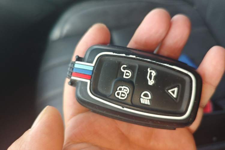 Used Land Rover Range Sport 2011 3.0 TDV6 Diesel Version Vehicle Key