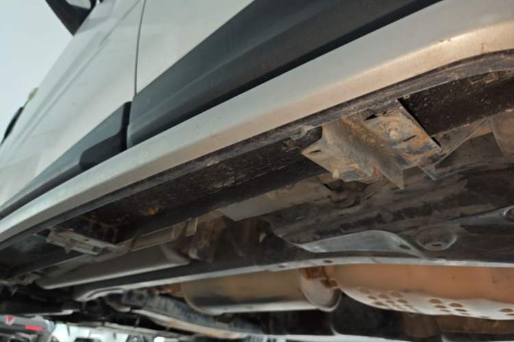 Used Land Rover Range Sport 2011 5.0 NA V8 HSE Chassis Rear Left