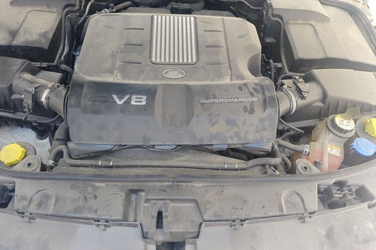 Used Land Rover Range Sport 2011 5.0 V8 SC HSE Engine Bay