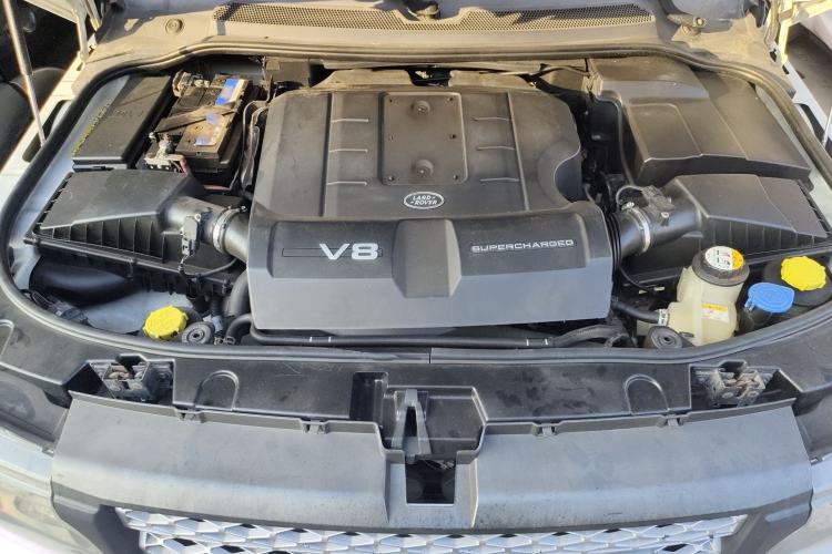 Used Land Rover Range Sport 2011 5.0 SC V8 HSE Engine Bay
