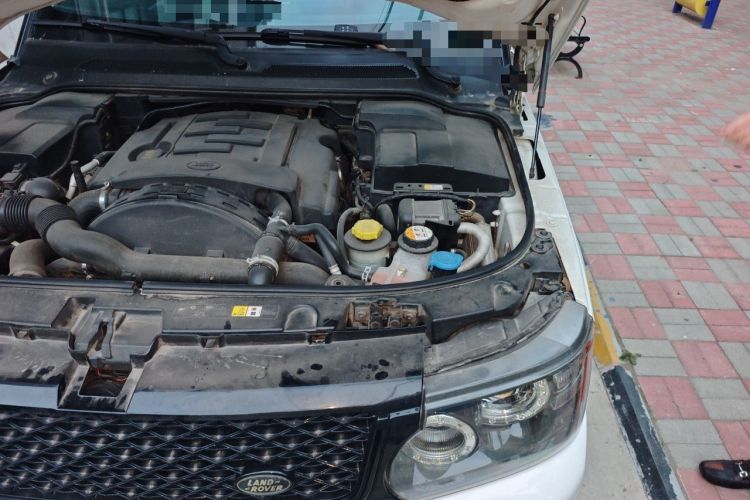 Used Land Rover Range Sport 2011 3.0 TDV6 Diesel Version Engine Bay Left