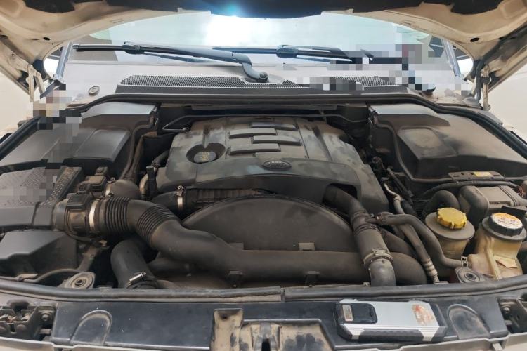 Used Land Rover Range Sport 2011 3.0 TDV6 Diesel Version Engine Bay