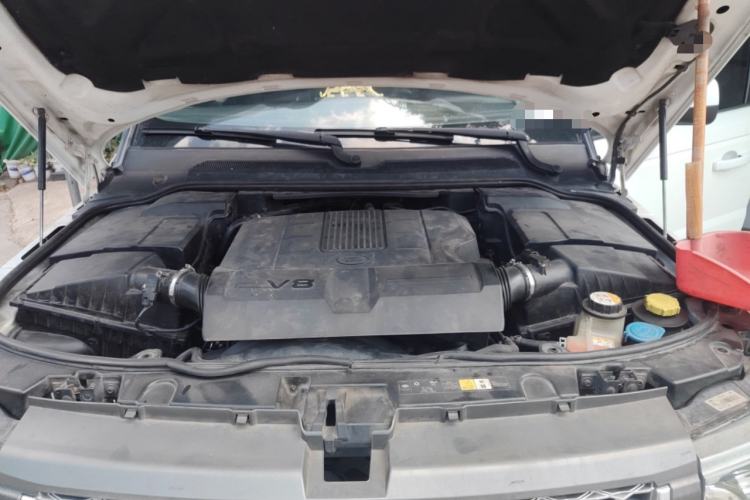 Used Land Rover Range Sport 2011 5.0 NA V8 HSE Engine Bay