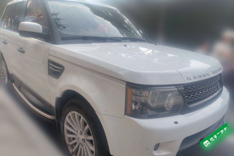 Used Land Rover Range Sport 2011 5.0 NA V8 HSE Front Right 45 Deg