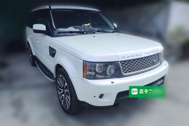 Used Land Rover Range Sport 2011 5.0 NA V8 HSE Front Right 45 Deg